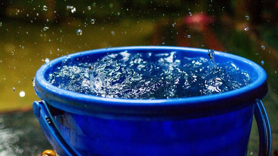 <div class="paragraphs"><p>Bucket for 2500 'scam': CBI nabs Arunachal's assistant professor for 'bribery' in purchases</p><p>Photo for representational purpose.</p></div>