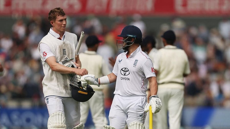 <div class="paragraphs"><p>Zak Crawley (left) and Ben Duckett gave England a strong start. </p></div>