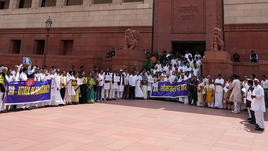 <div class="paragraphs"><p>Opposition MPs stage a protest over the ongoing special intensive revision of electoral rolls in Bihar during the Monsoon session of Parliament, in New Delhi, Thursday, July 24, 2025.</p></div>