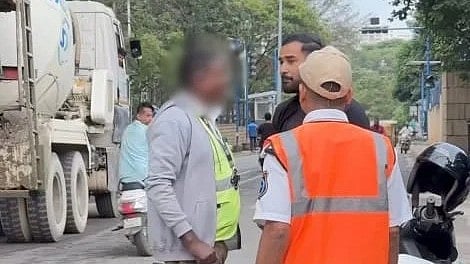 <div class="paragraphs"><p>A screengrab from the video of the Electronics City incident. </p></div>