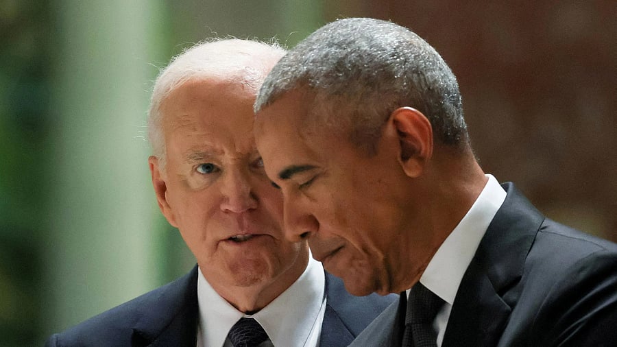 <div class="paragraphs"><p>Former US Presidents Barack Obama (R) and Joe Biden (L). Biden served as vice president in the Obama administration.</p></div>