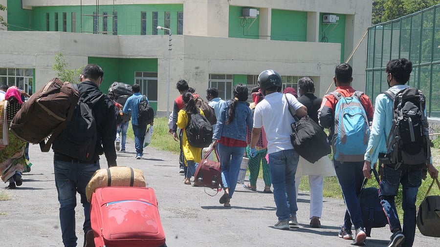 <div class="paragraphs"><p>Representative image for migrants</p></div>