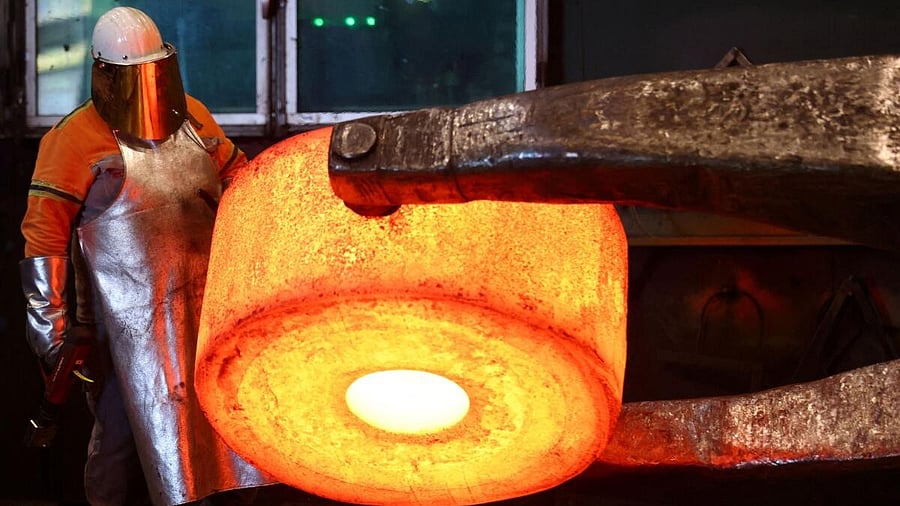 <div class="paragraphs"><p>Steel workers at Dirostahl in Remscheid.</p></div>