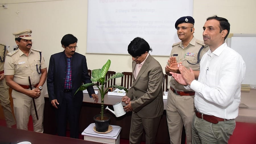 <div class="paragraphs"><p>Workshop for Police officials on nuclear and radioactive materials, organised by Karnataka Police Academy (KPA), being inaugurated in Mysuru, recently. Scientists Sheshadri Murali, Raman Ravishankar, and Abhishek Yadav, KPA Director S L Channabasavanna and Assistant Director S N Sandesh Kumar were present. </p><p><br></p></div>
