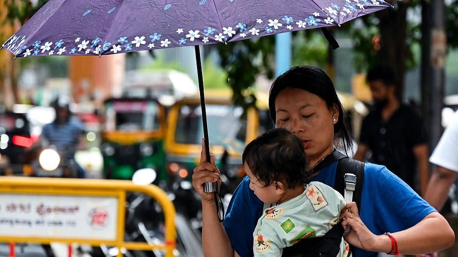 <div class="paragraphs"><p>Until August 12, the city will see cloudy skies with light to moderate rain. Heavy rainfall is expected thereafter. </p></div>