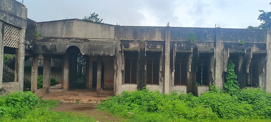 <div class="paragraphs"><p>The building constructed for the College of Teachers Education (CTE) in Mannur village of Belagavi taluk has remained unused since its construction, and now appears to be falling into disrepair. </p></div>