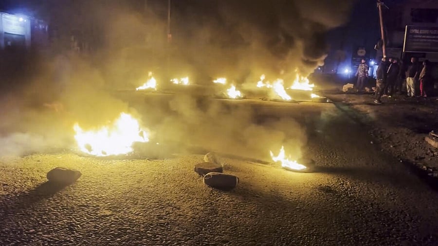 <div class="paragraphs"><p>Tyres set on fire by people protesting after bodies of six people from the Meitei community were found in Manipur's Jiribam district. </p></div>