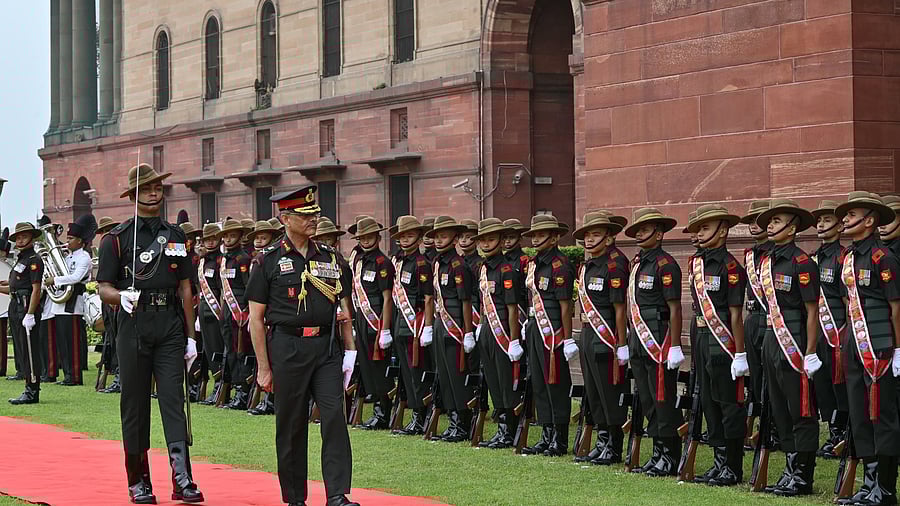 <div class="paragraphs"><p>Lt Gen Pushpendra Singh takes charge as new Vice Chief of Army Staff.</p></div>