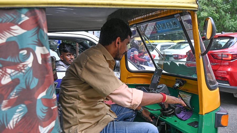 <div class="paragraphs"><p>Auto fares go higher, drivers refuse to calibrate meters </p></div>