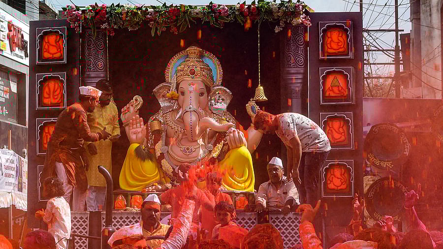 <div class="paragraphs"><p>File photo: Ganesh Chaturthi festival.</p></div>