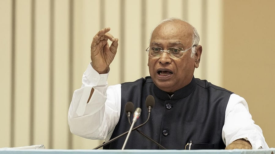 <div class="paragraphs"><p>Congress President Mallikarjun Kharge addresses the party's Annual Legal Conclave, in New Delhi, Saturday, Aug. 2, 2025.</p></div>