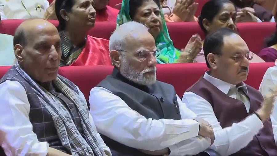 <div class="paragraphs"><p>Prime Minister Narendra Modi was felicitated by the NDA parliamentary party</p></div>