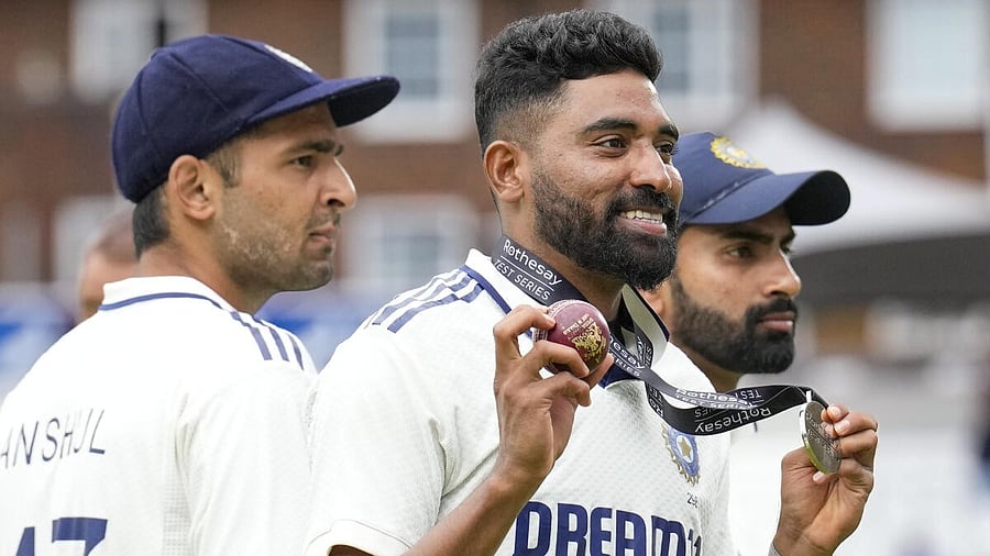 <div class="paragraphs"><p>Mohammed Siraj </p></div>