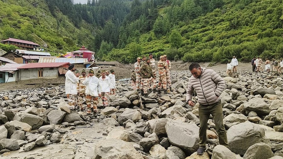 <div class="paragraphs"><p>Relief and rescue operations underway following flash floods triggered by a cloudburst, at Dharali, in Uttarkashi.</p></div>