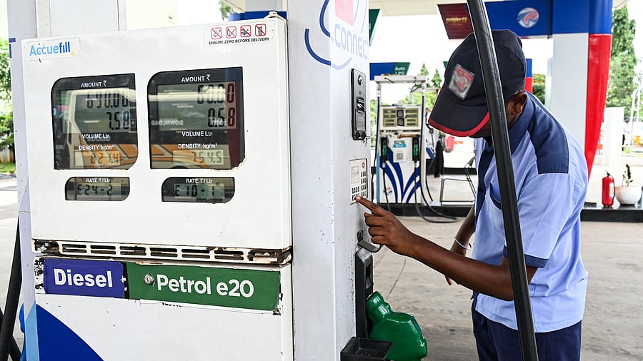 <div class="paragraphs"><p>The proprietor of a fuel station in Peenya revealed that it started selling E20 petrol three months ago. </p></div>