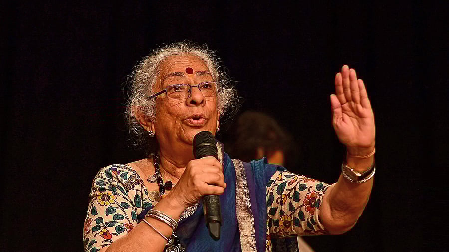 <div class="paragraphs"><p>Veteran stage artiste and singer B. Jayashree and her team presented songs at the 'Taaye' Kannada theatre music evening organised by the 'Bengaluru International Centre' (BIC) in the city on Thursday </p></div>