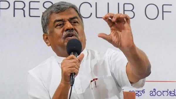 <div class="paragraphs"><p>Senior Congress leader B K Hariprasad </p></div>