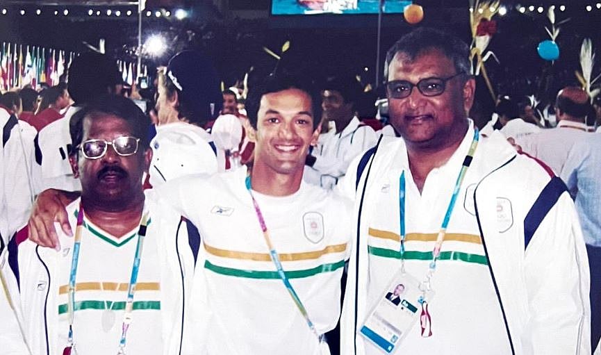 <div class="paragraphs"><p>Vece Paes(right) in 1972 Munich Olympics.</p></div>