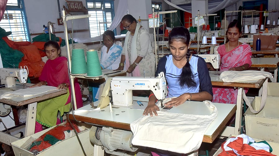 <div class="paragraphs"><p>Women stitch&nbsp;khadi&nbsp;bags at the national flag production centre at Bengeri in Hubballi,&nbsp;with sales of khadi flags seeing a steep fall in the last few years. </p></div>