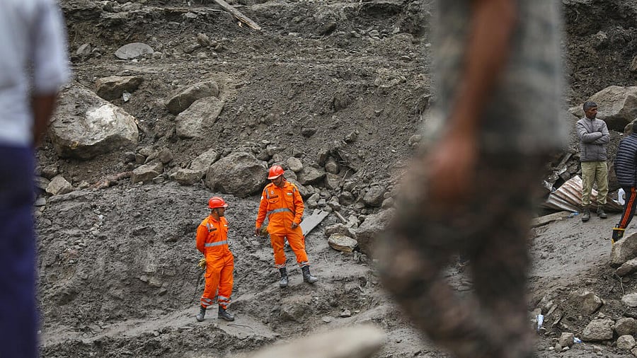 <div class="paragraphs"><p>Kishtwar flash floods: Search and rescue op at Chisoti village.</p></div>