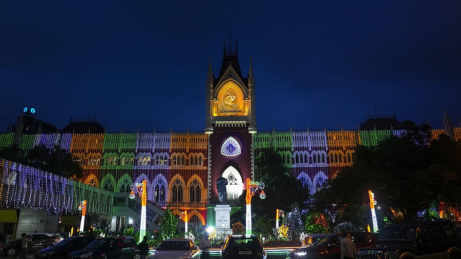 <div class="paragraphs"><p>Illuminated Governor's House on I-Day eve in Kolkata.</p></div>