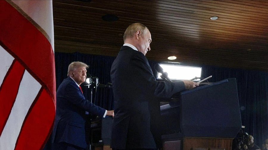 <div class="paragraphs"><p>US President Donald Trump and Russian President Vladimir Putin </p></div>