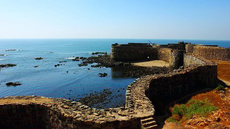 <div class="paragraphs"><p>The Sindhudurg Fort lies on the shore of Malvan town.</p></div>