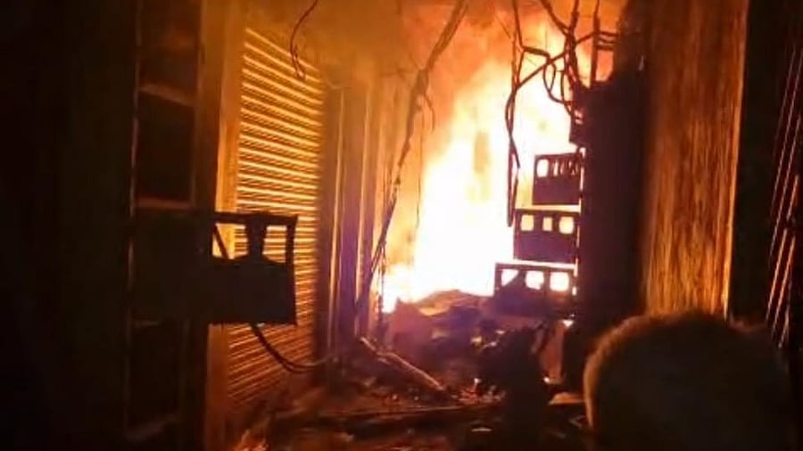 <div class="paragraphs"><p>Fire at a floor mat manufacturing unit. </p></div>