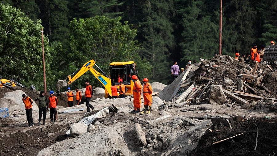 <div class="paragraphs"><p>Search and rescue operation underway at cloudburst-hit Chisoti village, in Kishtwar district, Jammu and Kashmir.</p></div>