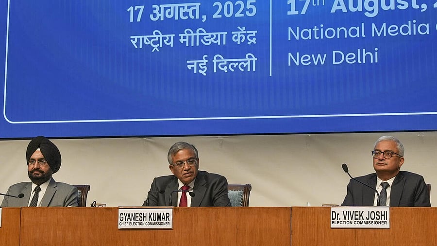 <div class="paragraphs"><p>Chief Election Commissioner Gyanesh Kumar with Election Commissioners Sukhbir Singh Sandhu and Vivek Joshi addresses a press conference, in New Delhi, Sunday, Aug. 17, 2025.</p></div>