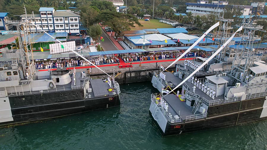 <div class="paragraphs"><p>Naval officers during the decommissioning ceremony of the Indian Navy's ships 'Cheetah', 'Guldar' and 'Kumbhir', at Port Blair in Andaman. </p></div>