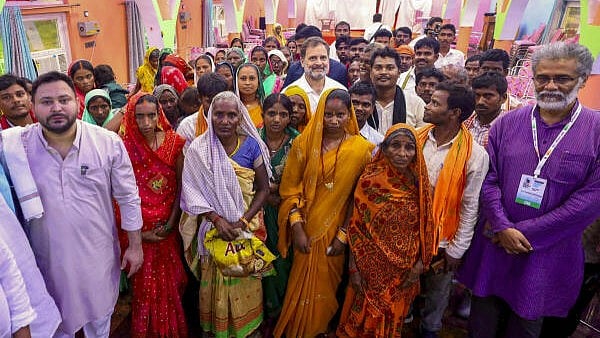 <div class="paragraphs"><p>LoP in the Lok Sabha and Congress leader Rahul Gandhi with LoP in the Bihar Assembly and RJD leader Tejashwi Yadav and CPI (ML) Liberation General Secretary Dipankar Bhattacharya during a meeting with those people whose names have allegedly been deleted from the voter list in Bihar</p></div>