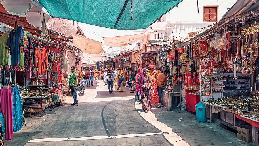 <div class="paragraphs"><p>Representative image of a bazaar place in Udaipur.</p></div>