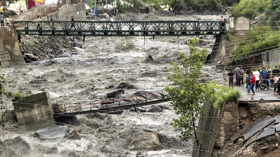 <div class="paragraphs"><p>Cloudburst in Kullu</p><p></p></div>
