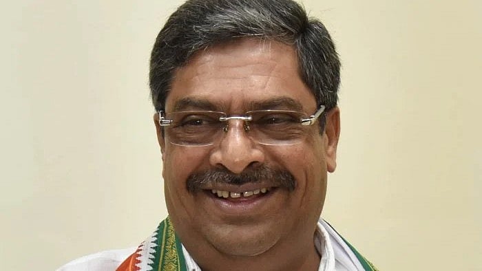 <div class="paragraphs"><p>Naseer Ahmed.</p></div>