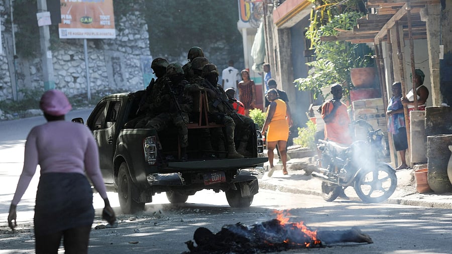 <div class="paragraphs"><p>Representative image of police inspecting the attack site</p></div>