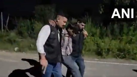 <div class="paragraphs"><p>In retaliation, police fired at his feet, injuring him, after which he was arrested.</p></div>