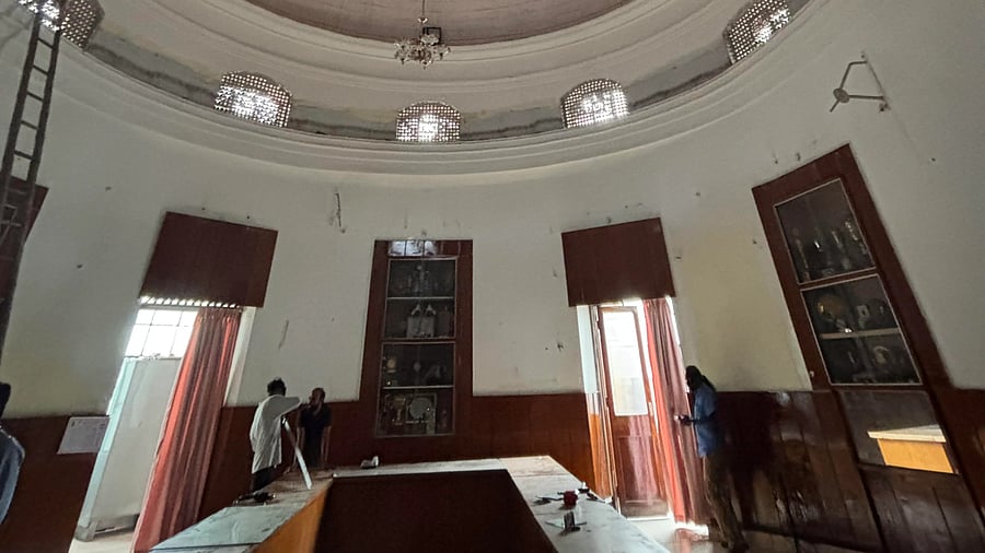 <div class="paragraphs"><p>Mayor’s chamber renovated to accommodate GBA’s new chairman, the Chief Minister. </p></div>