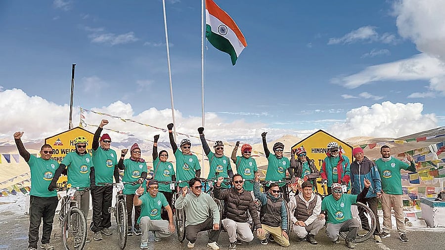 Participants and support staff of the cycling expedition at Umling La, Ladakh.