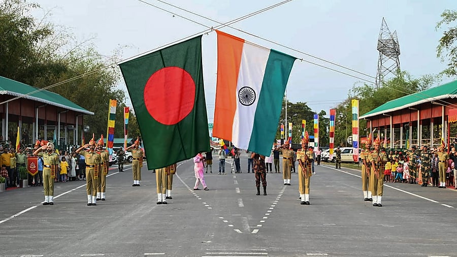 <div class="paragraphs"><p>The Indian delegation was led by BSF Director General (DG) Daljit Singh Chawdhary and the Bangladeshi side was headed by BGB DG Maj Gen Mohammad Ashrafuzzaman Siddiqui.</p></div>