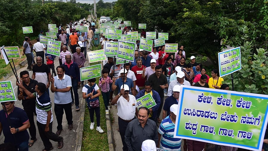 <div class="paragraphs"><p>Residents of Banashankari 6th Stage took out a procession on Sunday. </p></div>