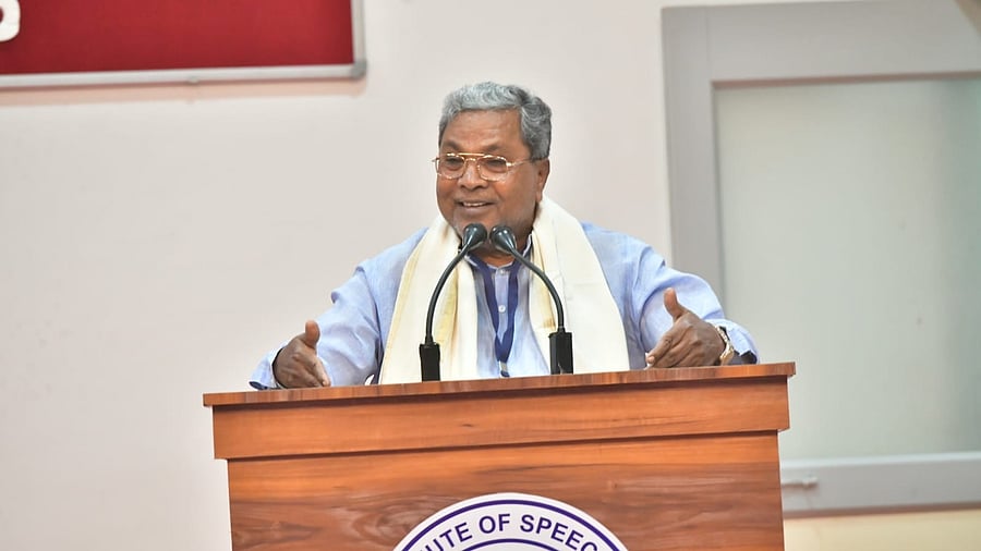 <div class="paragraphs"><p>Siddaramaiah recalled how he himself got good treatment for his own health issue.</p></div>
