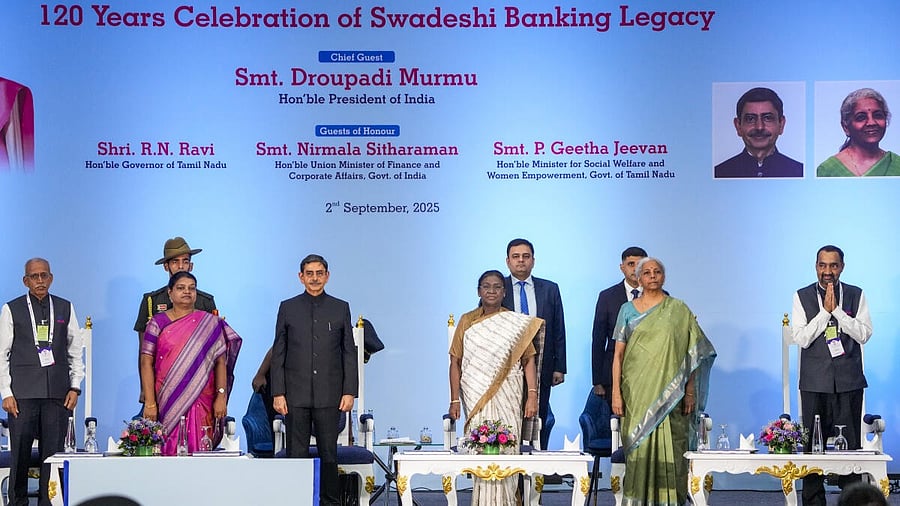 <div class="paragraphs"><p>President Droupadi Murmu, Finance Minister Nirmala Sitharaman, Tamil Nadu Governor R.N. Ravi and state Minister Geetha Jeevan during the 120th foundation day celebrations of City Union Bank</p></div>