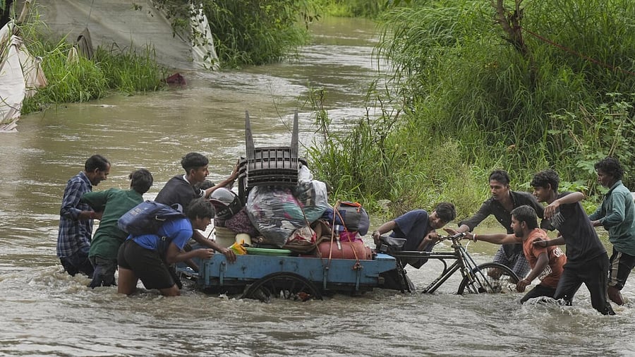 <div class="paragraphs"><p>Yamuna River crosses danger mark</p><p></p></div>