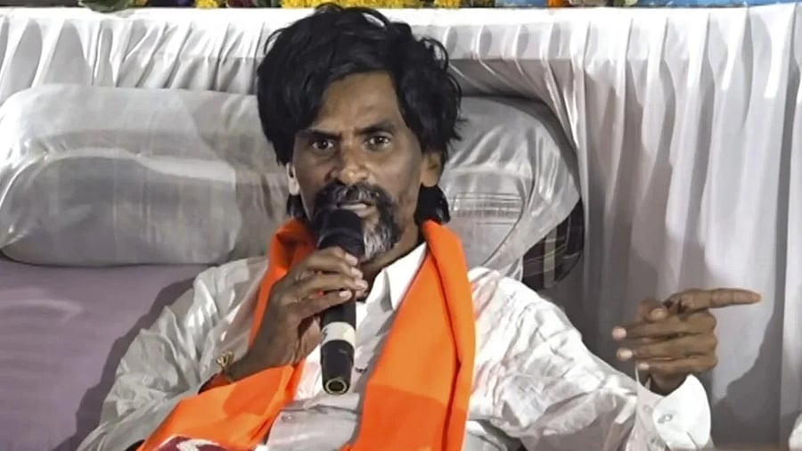 <div class="paragraphs"><p>Activist Manoj Jarange Patil </p></div>