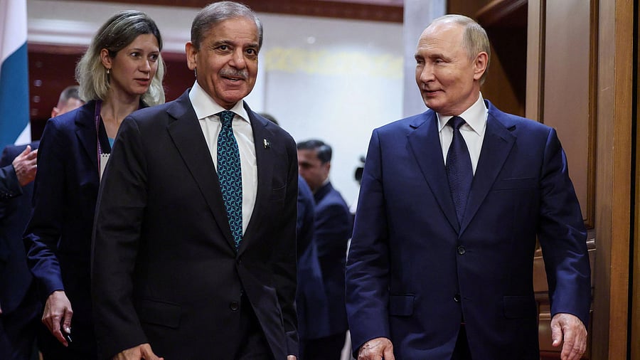 <div class="paragraphs"><p>Russian President Vladimir Putin meeting Pakistan's Prime Minister Shehbaz Sharif at Diaoyutai State Guesthouse in Beijing, China on Tuesday. </p></div>