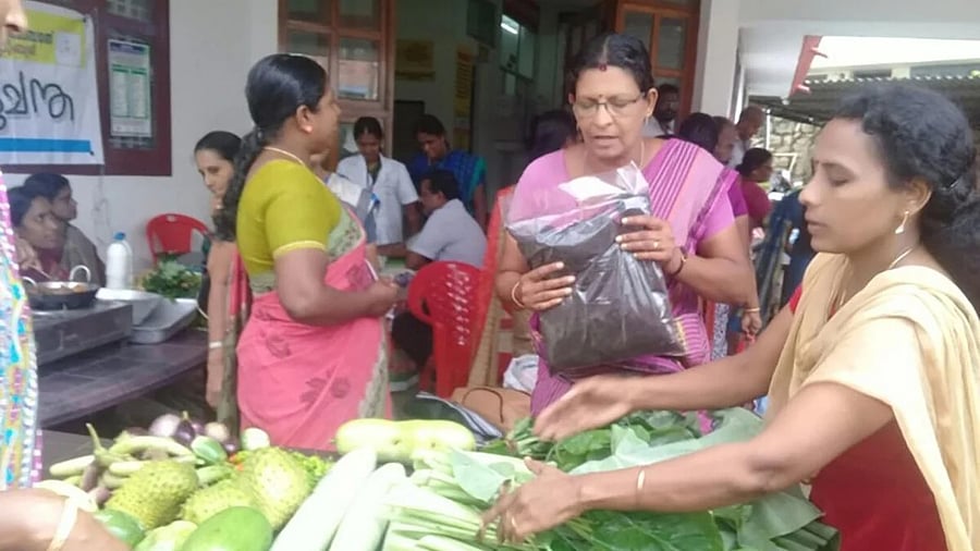 <div class="paragraphs"><p>With 48 lakh members across the state, Kudumbashree has made a major intervention in the festival markets through its diverse initiatives. (Image used for representational purpose)&nbsp;</p></div>