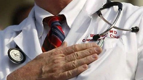 <div class="paragraphs"><p>Representative image for a doctor.</p></div>
