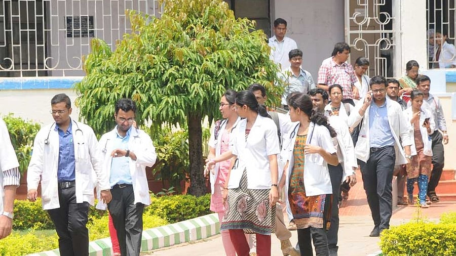 <div class="paragraphs"><p>Representative image of MBBS students.&nbsp;</p></div>