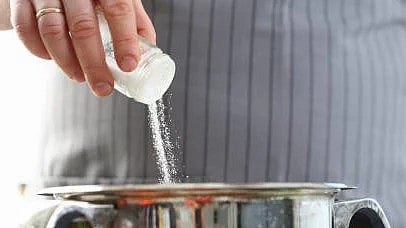 <div class="paragraphs"><p>Representative image for salt.</p></div>